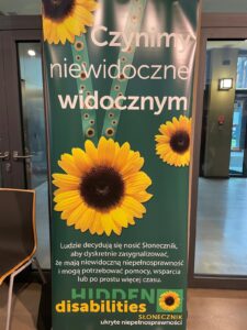 rollup akcji hidden disabilities podczas Drugiego Forum Dostępności w Transporcie